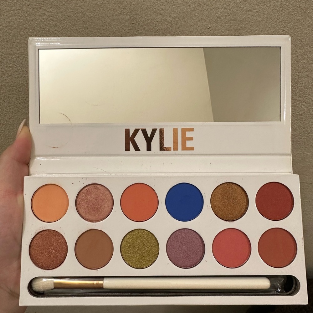 Royal Peach Palette Kylie Cosmetics